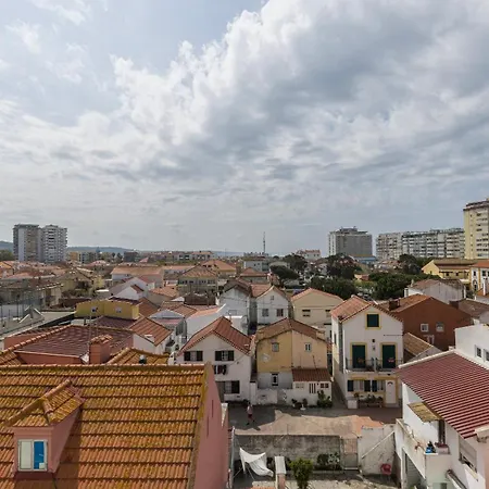 Apartament Coastal Comfort - 5min From By Lovelystay